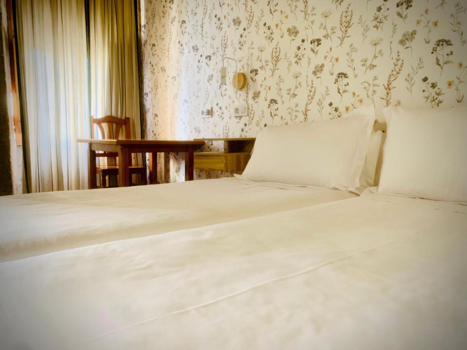 Hostal As Margaritas Σαντιάγο ντε Κομποστέλα Εξωτερικό φωτογραφία